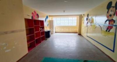 Casa de 5 alcobas en venta en La Victoria, Bogotá, 821 m² · foto 5 de 20