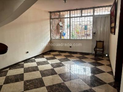 Casa de 4 alcobas en venta en Modelo Norte, Bogotá, 134 m² · foto 4 de 20