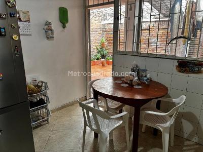 Casa de 4 alcobas en venta en Modelo Norte, Bogotá, 134 m² · foto 7 de 20