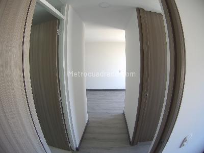 Apartamento en venta en Toberin Orquideas, Bogotá · foto 9 de 12