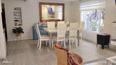 Casa de 4 alcobas en venta en Santa Helena, Bogotá, 177 m² · foto 3 de 20