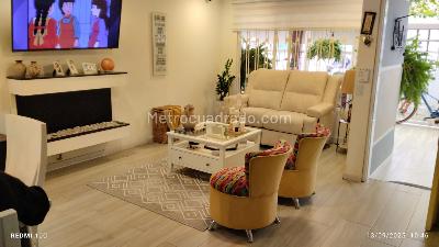 Casa de 4 alcobas en venta en Santa Helena, Bogotá, 177 m² · foto 2 de 20