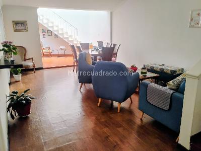 Casa de 3 alcobas en venta en Minuto De Dios, Bogotá, 151 m² · foto 2 de 20