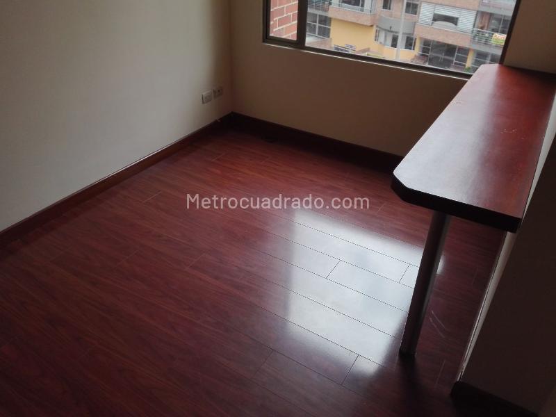 Piso – Bogotá D.C. - Más