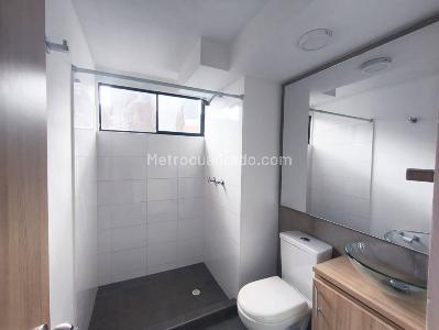 Apartaestudio en venta en La Granja, Bogotá, 30 m² · foto 11 de 19
