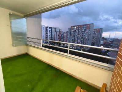 Apartamento de 3 alcobas en venta en Hayuelos, Bogotá, 82 m² · foto 8 de 20