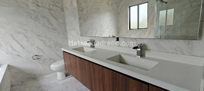Casa de 3 alcobas en arriendo en El Misterio, Cajicá, 290 m² · foto 13 de 20