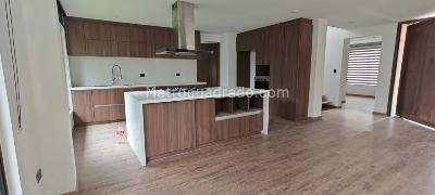 Casa de 3 alcobas en arriendo en El Misterio, Cajicá, 290 m² · foto 3 de 20