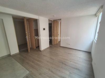 Apartamento en arriendo en Los Alamos, Bogotá · foto 6 de 13