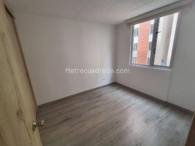 Apartamento en arriendo en Los Alamos, Bogotá · foto 8 de 13