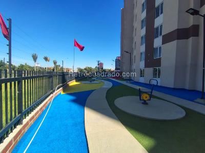 Apartamento en arriendo en Los Alamos, Bogotá · foto 10 de 13