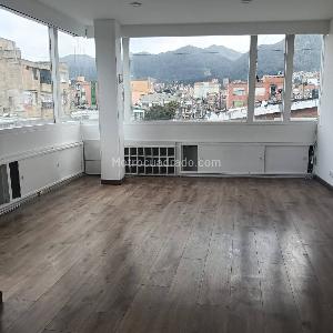 Apartamento en arriendo en Galerias, Bogotá · foto 2 de 20