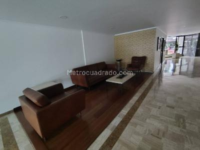 Apartamento de 3 alcobas en arriendo en Santa Barbara Ii, Bogotá, 144 m² · foto 19 de 20