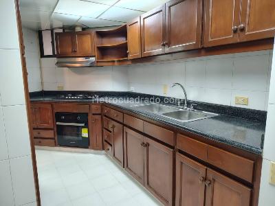 Apartamento de 3 alcobas en arriendo en Santa Barbara Ii, Bogotá, 144 m² · foto 9 de 20