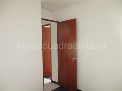Apartamento de 2 alcobas en arriendo en Ciudad Tintal I, Bogotá, 40 m² · foto 12 de 15