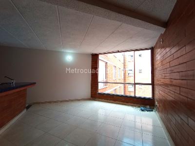 Apartamento en venta en El Pinar De Suba I, Bogotá · foto 2 de 15