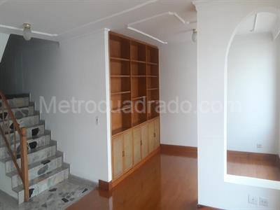Apartamento en venta en Santa Barbara Central, Bogotá · foto 2 de 13