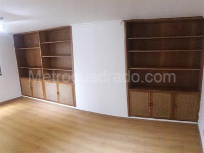 Apartamento en venta en Santa Barbara Central, Bogotá · foto 8 de 13