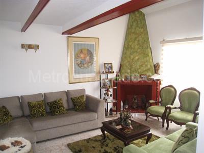 Casa de 3 alcobas en venta en Modelia, Bogotá, 201 m² · foto 2 de 19