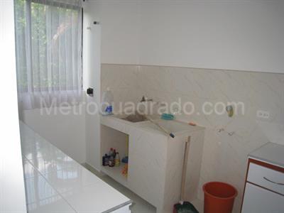 Casa de 4 alcobas en venta en Nilo Cundinamarca Vda Los Cobos Condominio Pacoli, Girardot, 240 m² · foto 9 de 20