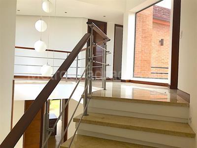 Casa de 5 alcobas en venta en San Simon, Bogotá, 1450 m² · foto 9 de 15