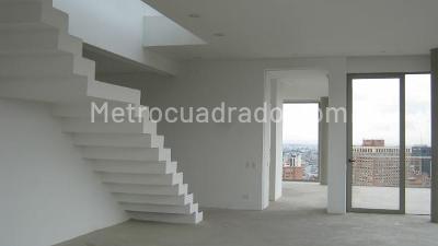 Apartamento de 3 alcobas en venta en Los Rosales, Bogotá, 417 m² · foto 6 de 18