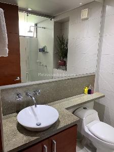 Apartamento de 3 alcobas en venta en San Patricio, Bogotá, 208 m² · foto 8 de 16