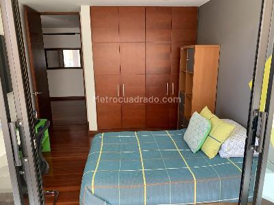 Apartamento de 3 alcobas en venta en San Patricio, Bogotá, 208 m² · foto 10 de 16