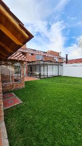 Casa de 4 alcobas en venta en San Jose De Bavaria, Bogotá, 180 m² · foto 2 de 20