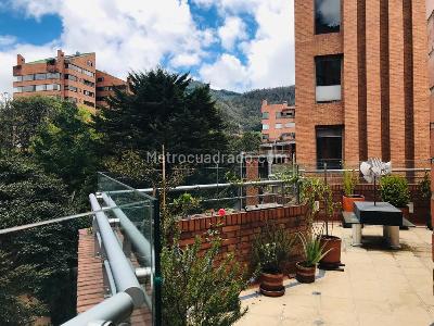 Apartamento de 3 alcobas en venta en La Cabrera, Bogotá, 200 m² · foto 6 de 17