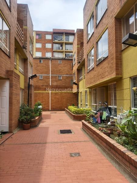 Venta de Casa en Hayuelos - Bogotá . - 3553-M3098731