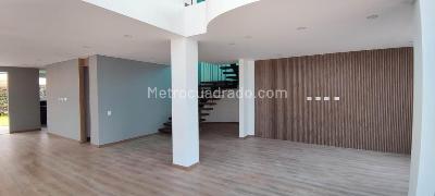 Casa de 4 alcobas en venta en Cajica Club Residencial Guarigua, Cajicá, 463 m² · foto 16 de 20