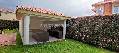 Casa de 4 alcobas en venta en Cajica Club Residencial Guarigua, Cajicá, 463 m² · foto 18 de 20