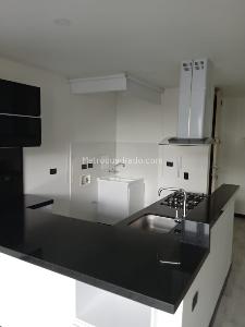 Apartamento de 3 alcobas en venta en San Patricio, Bogotá, 170 m² · foto 2 de 17