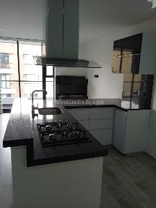 Apartamento de 3 alcobas en venta en San Patricio, Bogotá, 170 m² · foto 3 de 17