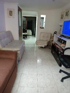 Casa en venta en Villas De Granada, Bogotá · foto 2 de 20