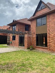 Casa en venta en El Tejar, Cajicá · foto 2 de 15
