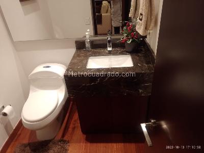 Apartamento de 2 alcobas en venta en Chico Navarra, Bogotá, 270 m² · foto 7 de 17