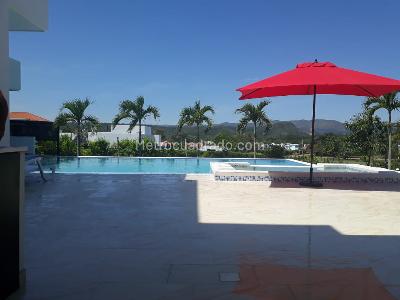 Casa de 5 alcobas en venta en Nilo Cundinamarca Vda Los Cobos, Girardot, 600 m² · foto 9 de 18
