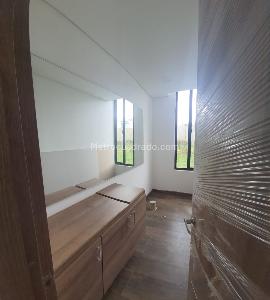 Casa de 5 alcobas en venta en Chia Vereda Fonqueta Camino A La Valbanera, Chía, 276 m² · foto 13 de 20