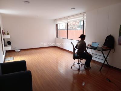Apartamento en venta en Chico Navarra, Bogotá · foto 3 de 19