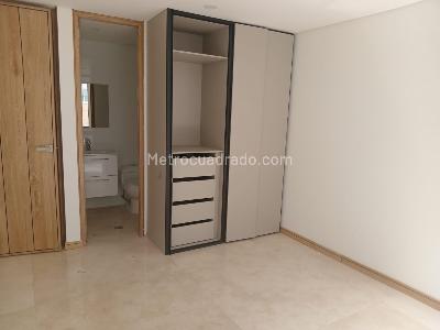 Apartamento de 3 alcobas en venta en San Patricio, Bogotá, 126 m² · foto 10 de 15