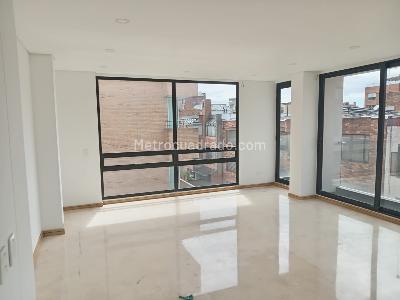 Apartamento de 3 alcobas en venta en San Patricio, Bogotá, 126 m² · foto 3 de 15