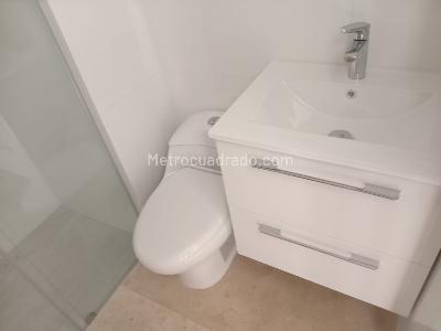 Apartamento de 3 alcobas en venta en San Patricio, Bogotá, 126 m² · foto 6 de 15