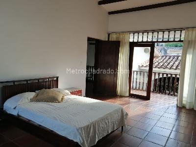 Casa de 3 alcobas en venta en Barrio Blanco, Girardot, 451 m² · foto 15 de 20