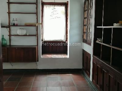 Casa de 3 alcobas en venta en Barrio Blanco, Girardot, 451 m² · foto 19 de 20