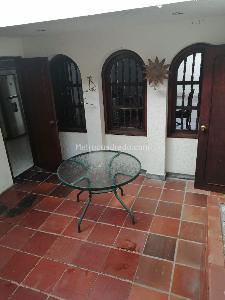 Casa de 3 alcobas en venta en Barrio Blanco, Girardot, 451 m² · foto 5 de 20