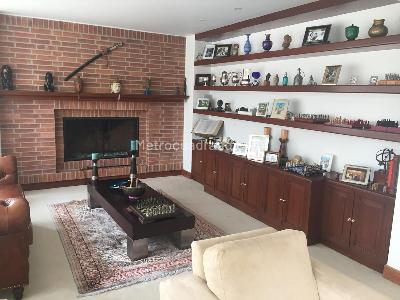 Apartamento de 3 alcobas en venta en Chapinero Alto, Bogotá, 200 m² · foto 7 de 18