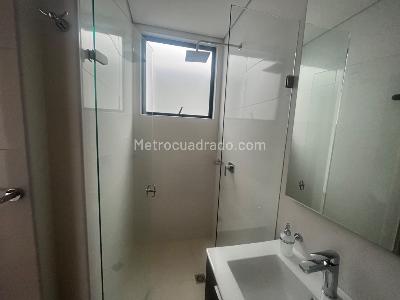Apartamento de 2 alcobas en arriendo en Santa Bárbara Occidente, Bogotá, 90 m² · foto 10 de 10
