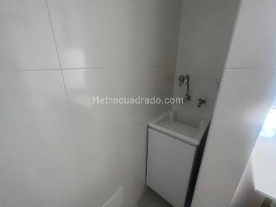 Apartamento en venta en Santa Bárbara Occidental, Bogotá · foto 3 de 13